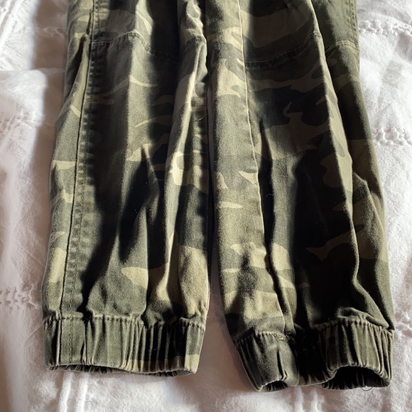 Amnesia camo cargo jogger pants - Picture 5 of 5